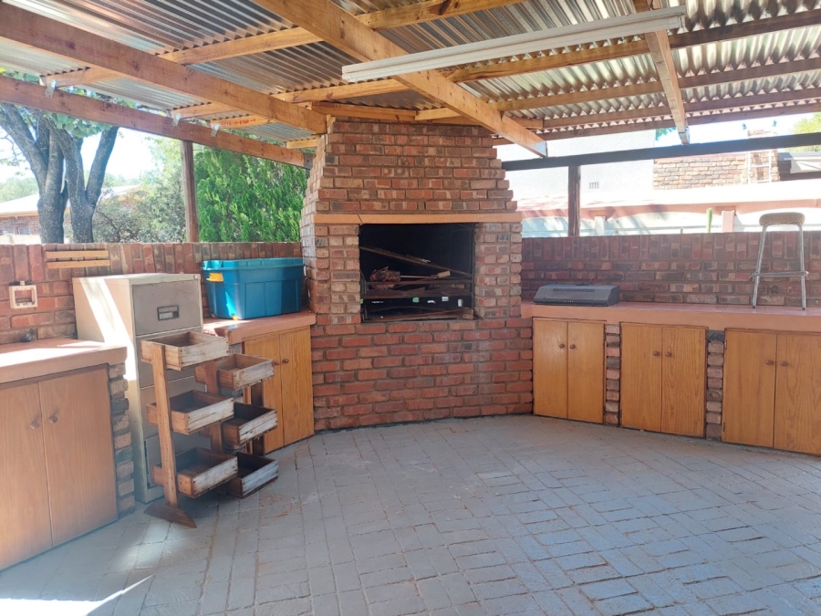 3 Bedroom Property for Sale in Hadison Park Northern Cape